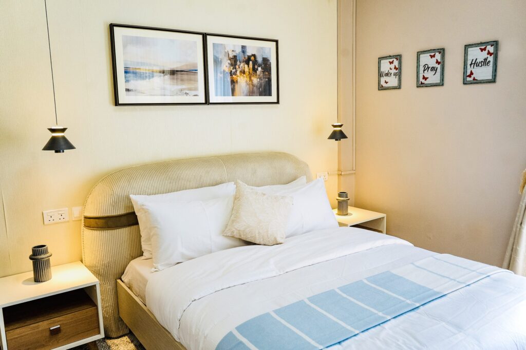 Cozy Luxe Haven Lakeside Condo in Entebbe
